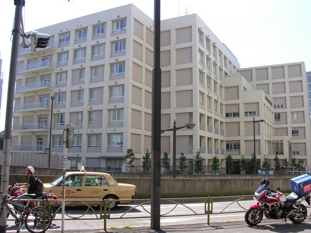 都立新宿高校: 東京都新宿区